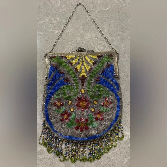 Vintage Beaded Art Deco 1920’s Clip Purse with Chain - Picture 1 of 15